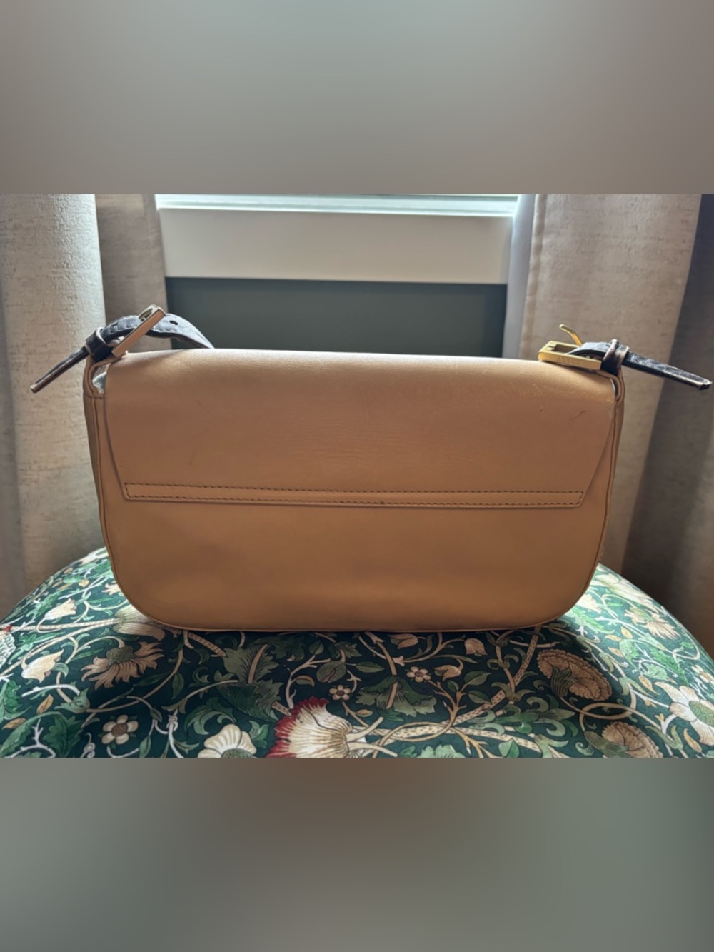 Make Me An Offer! 😊 GUC - Vintage Bally Mini Shoulder Bag - Picture 3 of 16